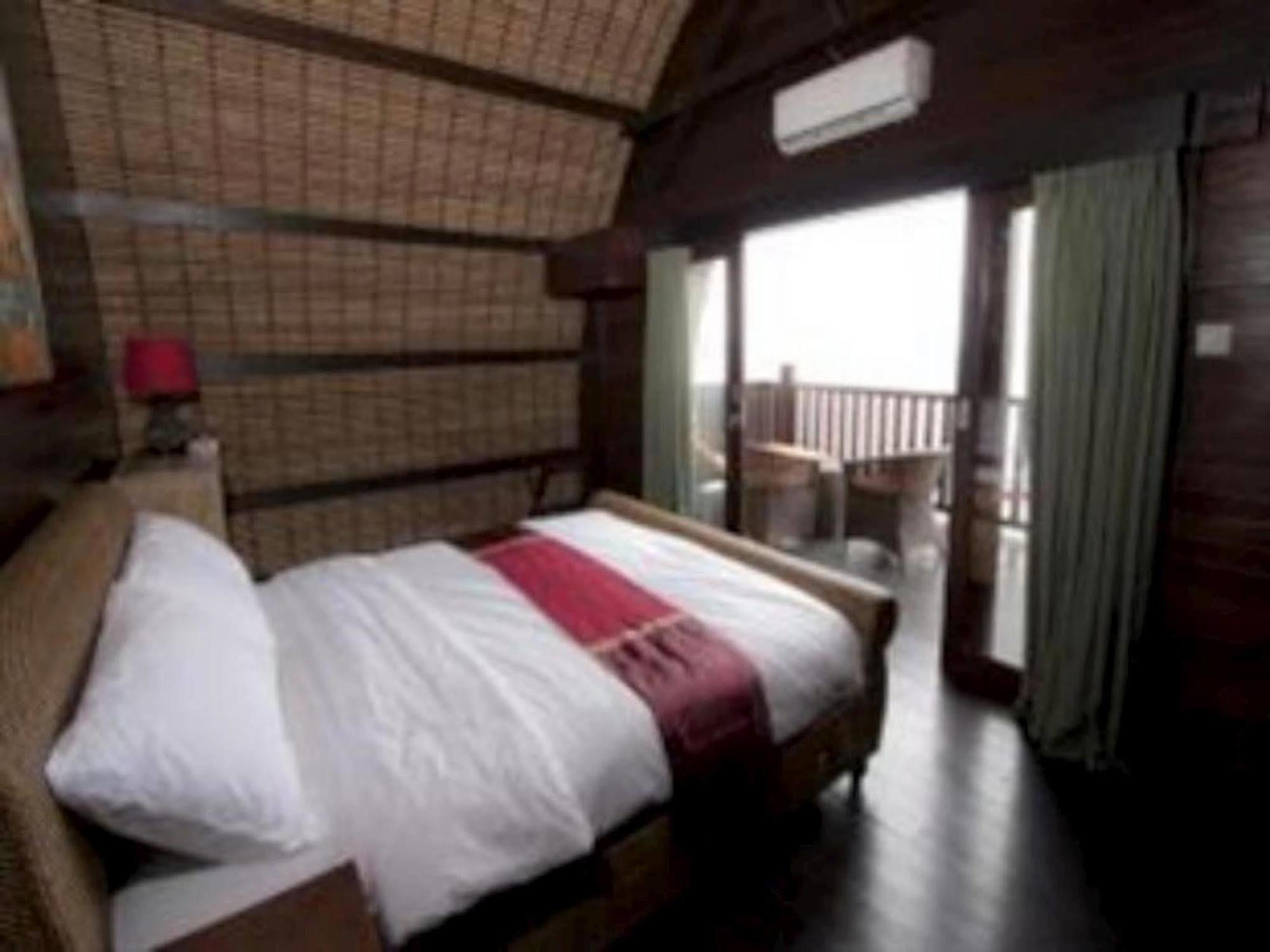 Gili Meno Mojo Beach Resort Екстериор снимка