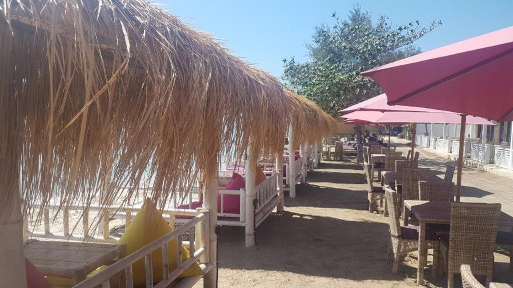 Gili Meno Mojo Beach Resort Екстериор снимка