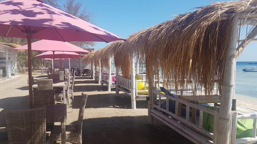Gili Meno Mojo Beach Resort Екстериор снимка